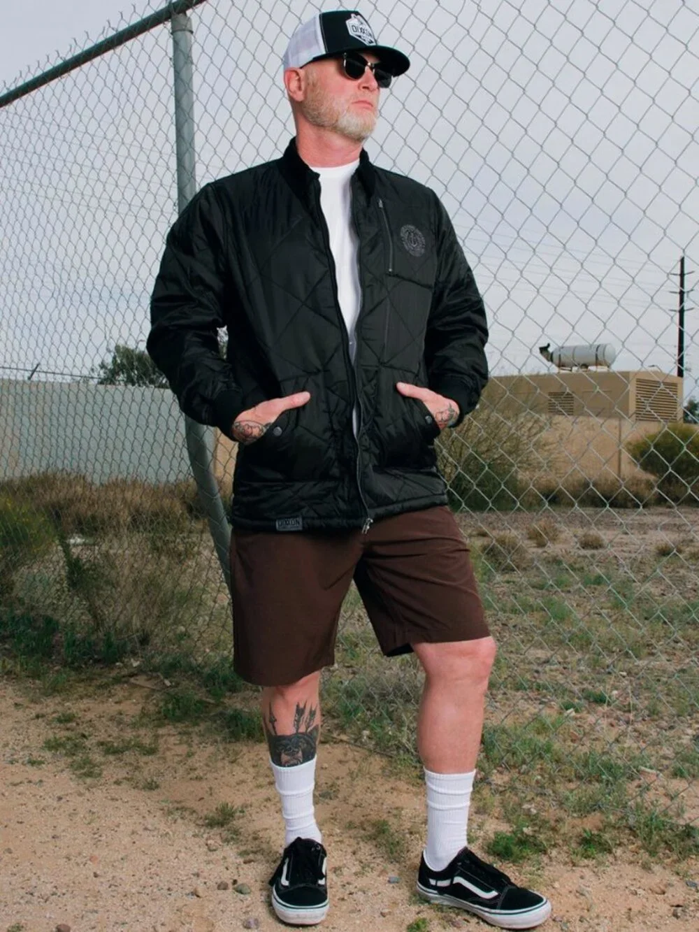 DIXXON Premium Shorts Men’s Dark Brown Hybrid Shorts Size 44